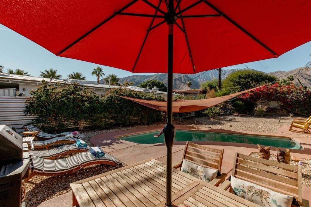 The Yorba Oasis W/Pool Villa Palm Springs Exterior photo
